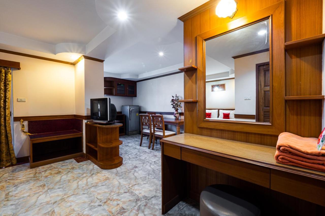Отель Reddoorz Navin Mansion 3 Паттайя Экстерьер фото